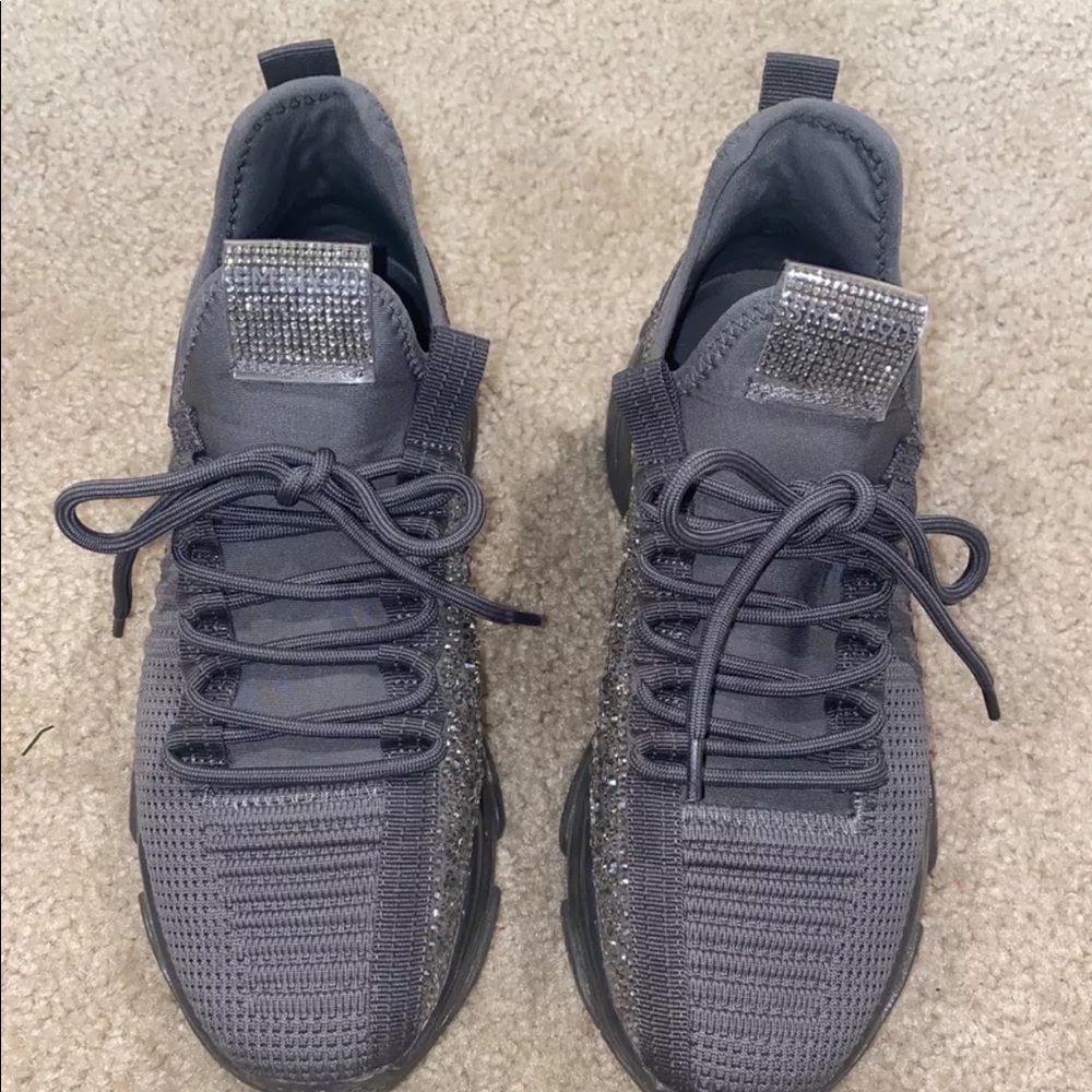 Steve Madden Women's Maxima Rhinestone Sneaker SMNY90 Charcoal Sz 8.5